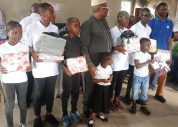 Comment sont organisées les Réunions Batchingou du Cameroun et qui y participe ?